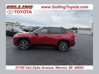 Used 2021 Toyota RAV4 XSE w/ Weather Package AWD/4WD video 1