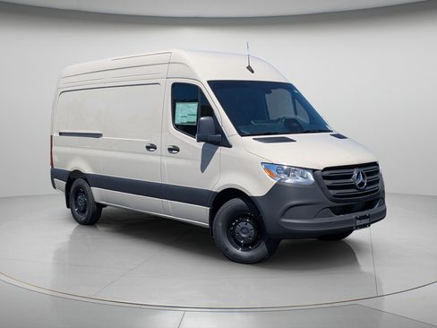 New 2026 Mercedes-Benz Sprinter 2500 image 13