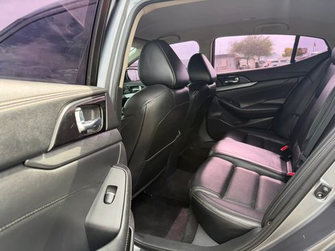 Used 2018 Nissan Maxima 3.5 SV FWD image 23