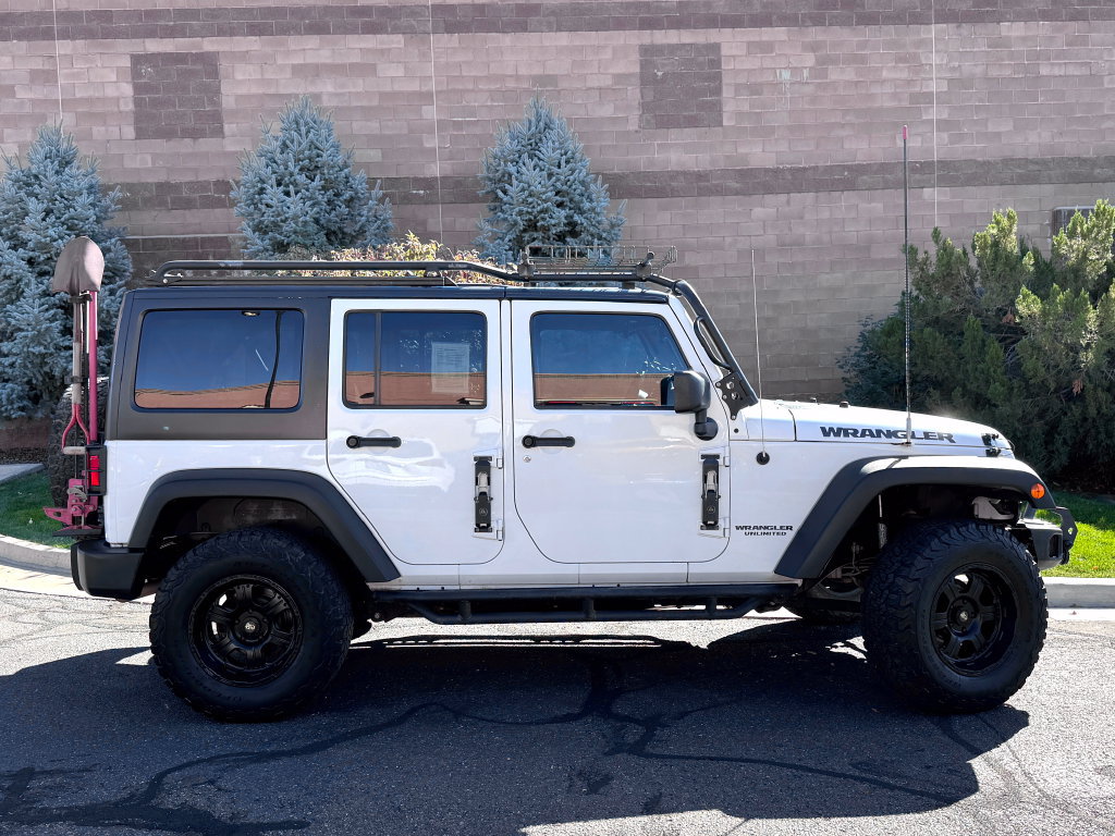 Used 2017 Jeep Wrangler Unlimited Sport AWD/4WD image 6