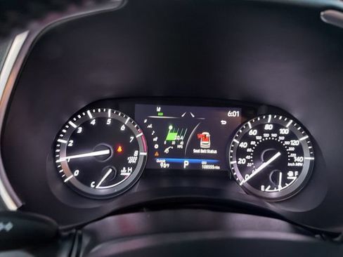 Used 2021 Toyota Highlander XSE FWD image 12