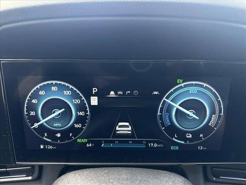 New 2025 Hyundai Elantra SEL image 11