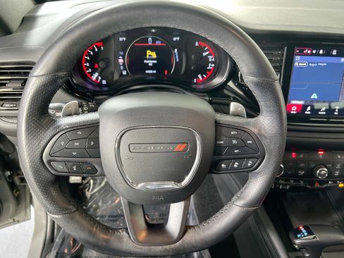 Used 2022 Dodge Durango GT image 11