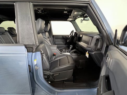 New 2025 Ford Bronco Big Bend w/ Black Diamond Package image 5