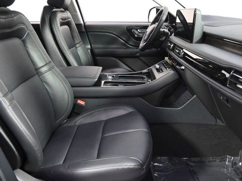 New 2026 Lincoln Aviator Reserve w/ Jet Appearance Package AWD/4WD image 16