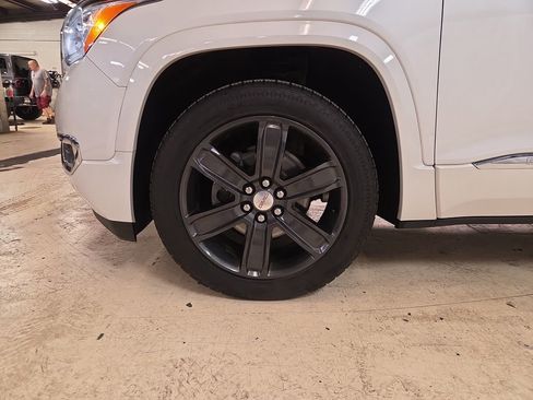 Used 2018 GMC Acadia Denali w/ Technology Package image 26