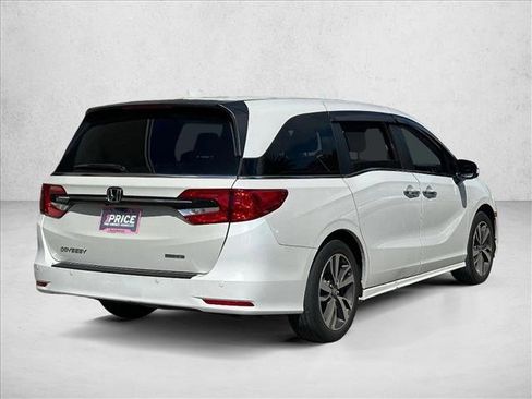 Used 2023 Honda Odyssey Touring image 5
