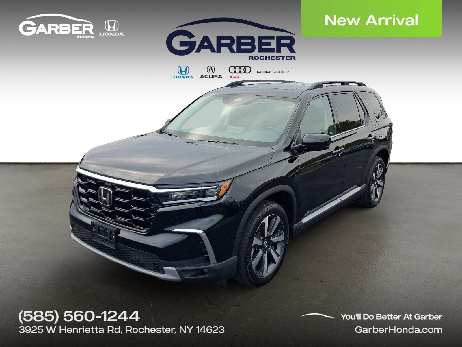 Used 2024 Honda Pilot Touring image 1