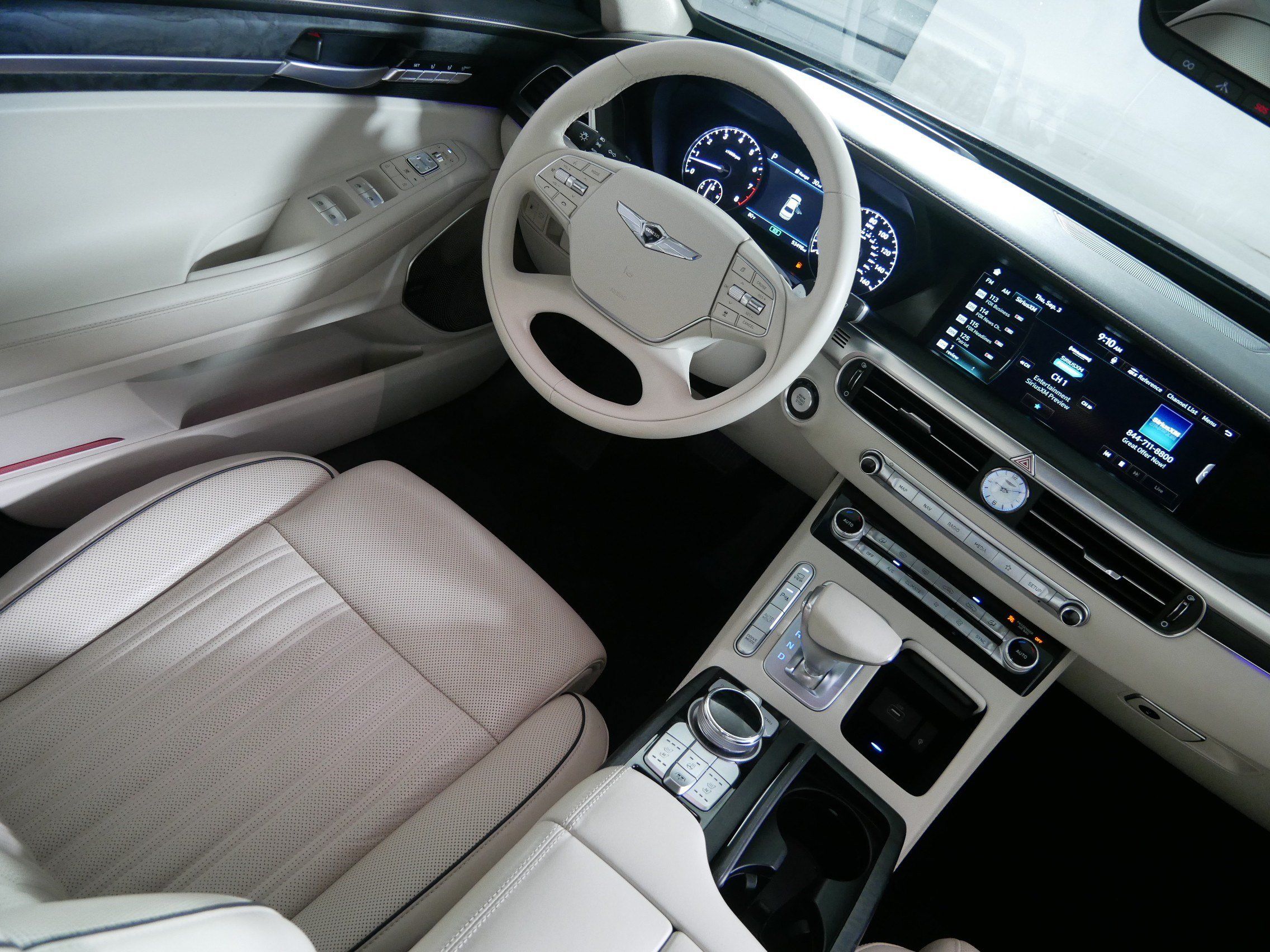 Used 2022 Genesis G90 3.3T Premium AWD/4WD image 9
