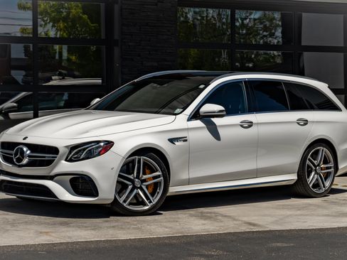 Used 2018 Mercedes-Benz E 63 AMG S image 3