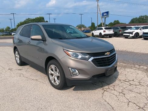 Used 2018 Chevrolet Equinox LT AWD/4WD image 12