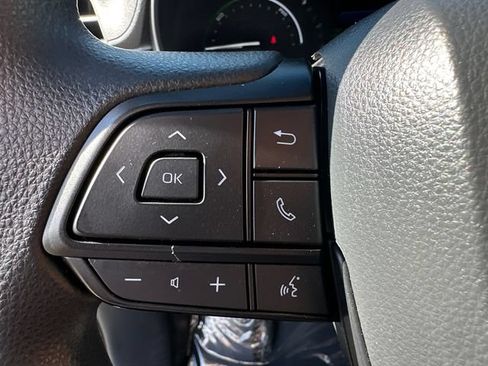 Certified 2026 Toyota Sienna LE FWD image 34
