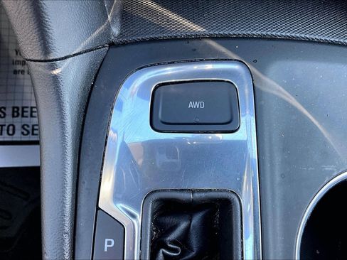 Used 2020 Chevrolet Equinox LT w/ Sport Edition image 28