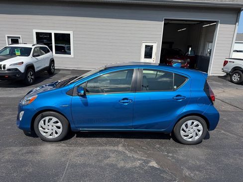 Used 2015 Toyota Prius C Two FWD image 2