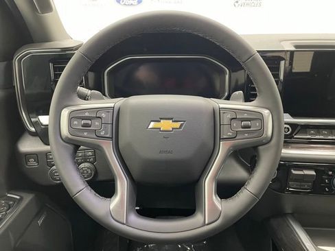 New 2026 Chevrolet Silverado 1500 LTZ w/ LTZ Premium Package AWD/4WD image 13