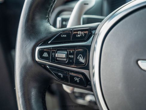 Used 2021 Aston Martin DBX image 33