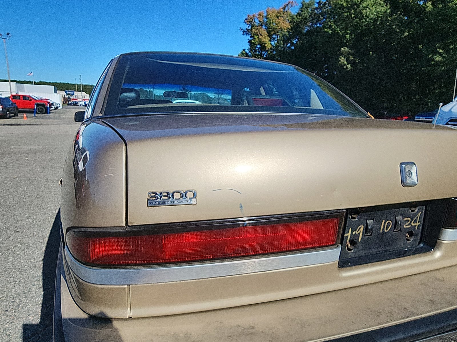 Used 1992 Buick Regal Limited FWD image 10