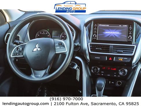 Used 2020 Mitsubishi Eclipse Cross ES image 12