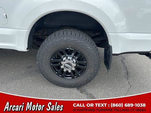 Used 2022 Ford F250 Lariat w/ Lariat Ultimate Package AWD/4WD image 16