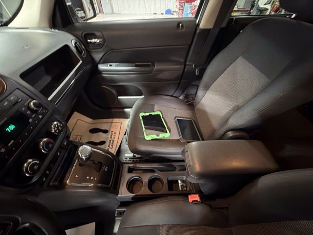Used 2011 Jeep Patriot Latitude AWD/4WD image 22