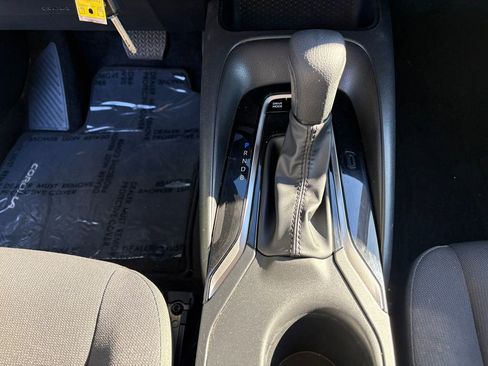 Used 2023 Toyota Corolla LE image 20