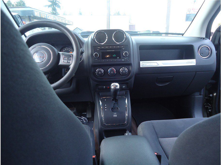 Used 2015 Jeep Compass Sport w/ Power Value Group AWD/4WD image 19