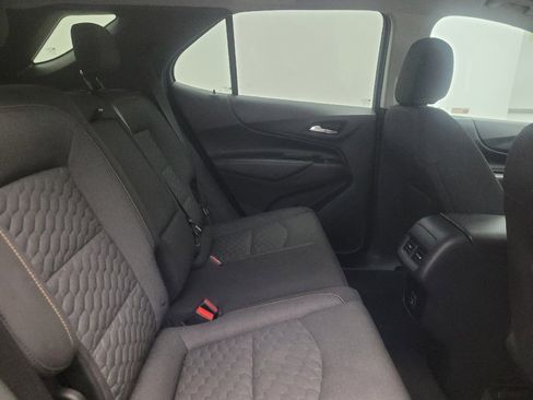 Used 2019 Chevrolet Equinox LT FWD image 19