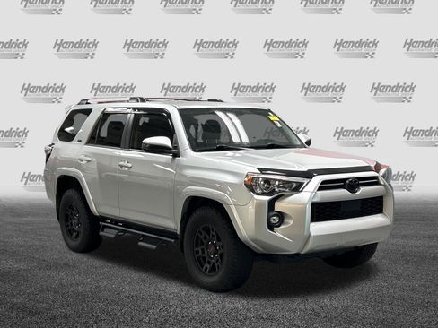 Used 2022 Toyota 4Runner SR5 RWD image 2