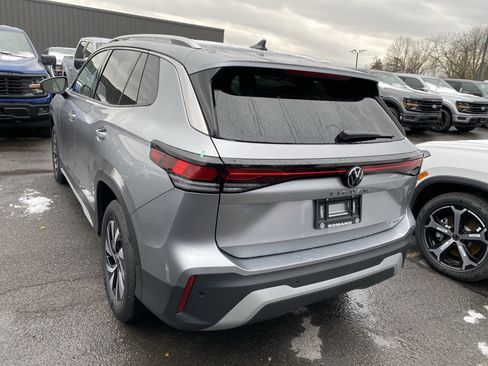 New 2025 Volkswagen Tiguan S image 5