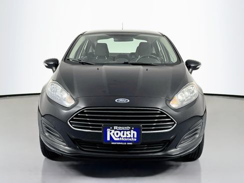 Used 2016 Ford Fiesta SE FWD image 2