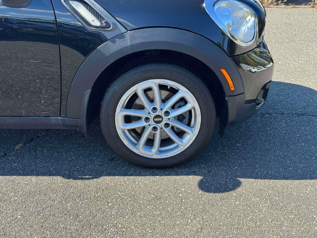Used 2016 MINI Cooper Countryman S FWD image 9