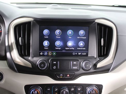 Used 2022 GMC Terrain Denali w/ Denali Premium Package image 11