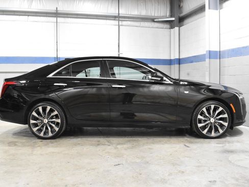 Certified 2021 Cadillac CT4 Luxury w/ Sun And Sound Package image 30