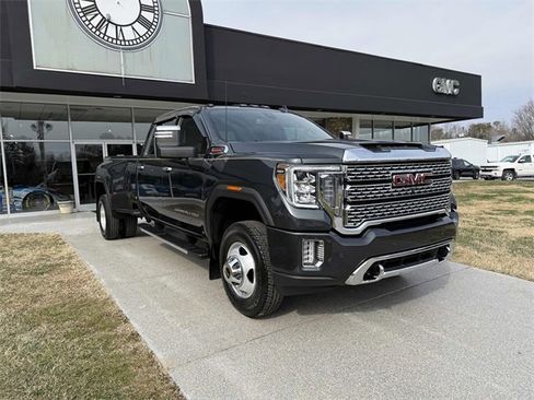 Used 2023 GMC Sierra 3500 Denali image 1