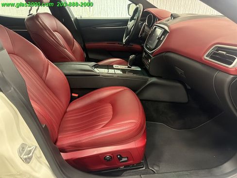 Used 2015 Maserati Ghibli S Q4 AWD/4WD image 21
