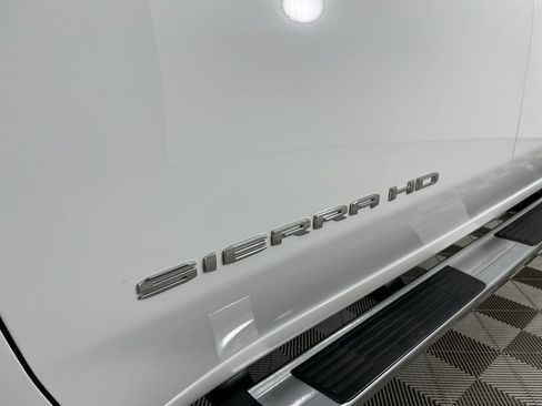 Used 2025 GMC Sierra 2500 SLT image 31
