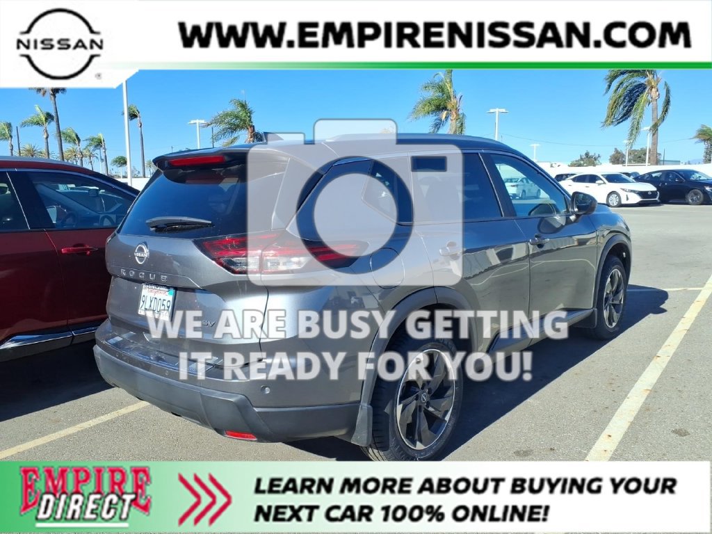 Certified 2024 Nissan Rogue SV w/ SV Premium Package FWD image 5