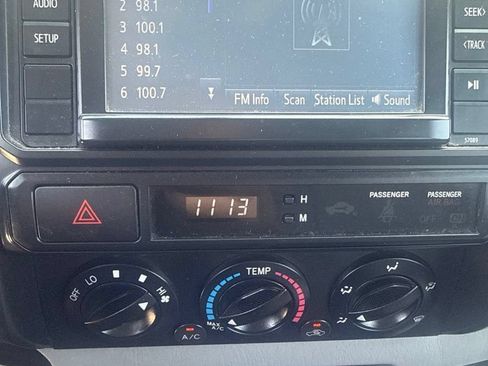 Used 2014 Toyota Tacoma PreRunner w/ Convenience Package RWD image 14