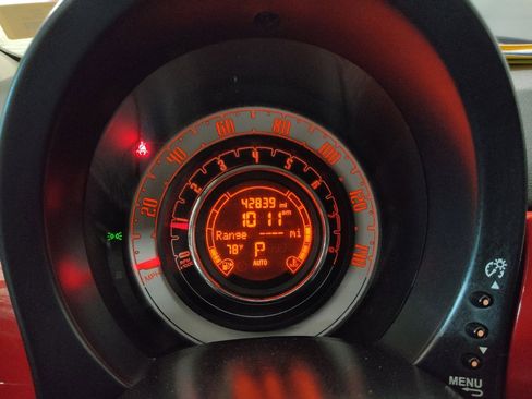 Used 2016 FIAT 500 Pop FWD image 23