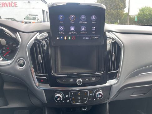 Used 2021 Chevrolet Traverse LT AWD/4WD image 35