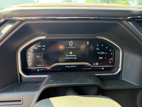 Used 2023 GMC Sierra 1500 AT4 w/ AT4 Preferred Package AWD/4WD image 15