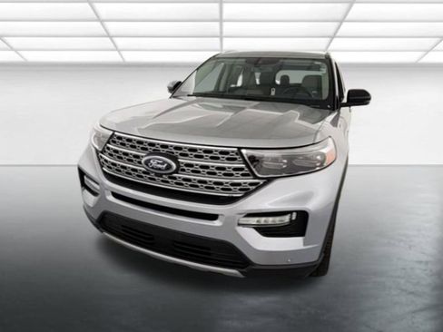 Used 2020 Ford Explorer Limited w/ Class III Trailer Tow Package image 2