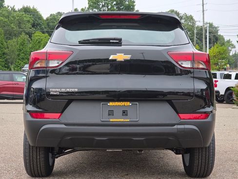 New 2026 Chevrolet TrailBlazer LS AWD/4WD image 15
