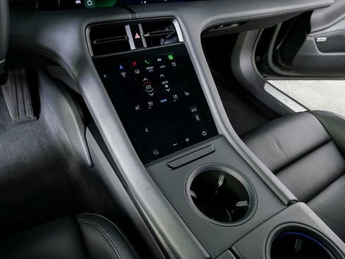 Certified 2024 Porsche Taycan 4S AWD/4WD image 18