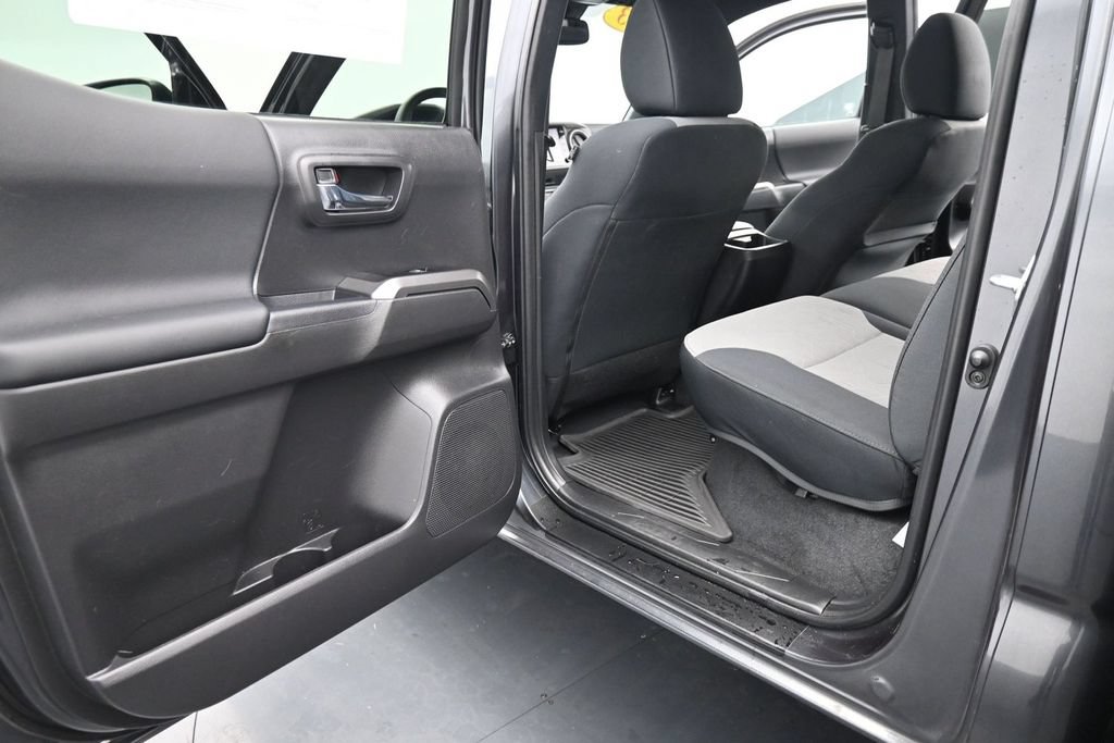 Used 2023 Toyota Tacoma TRD Sport AWD/4WD image 16
