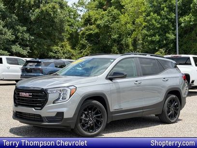 Used 2023 GMC Terrain SLE w/ Driver Convenience Package