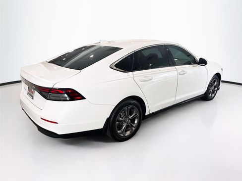 Used 2023 Honda Accord EX image 36