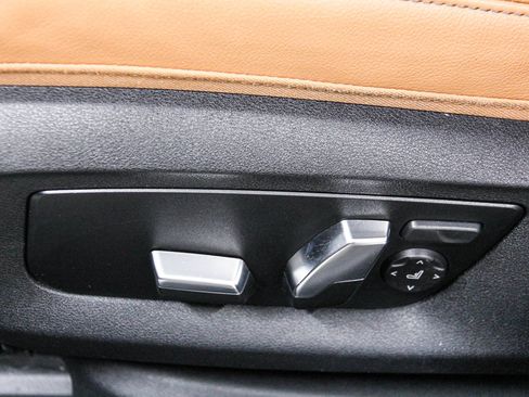 Certified 2023 BMW 530e w/ Convenience Package image 21