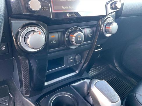 Used 2023 Toyota 4Runner TRD Off-Road Premium w/ Off Road Premium Plus Package AWD/4WD image 26