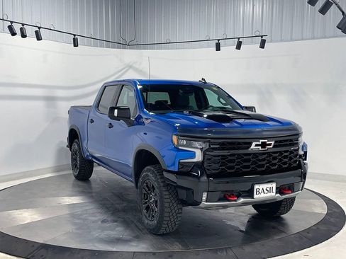 Used 2022 Chevrolet Silverado 1500 ZR2 w/ Technology Package image 52